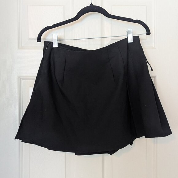 Zara - Black box pleat mini skirt (M) - Picture 4 of 4